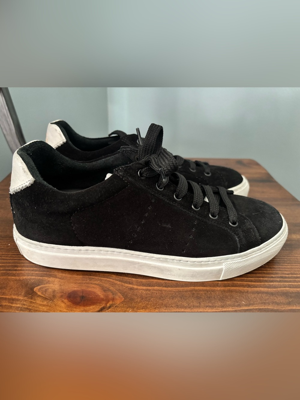 Women’s National Standard Black Suede Low-Top Sneakers with White Sole